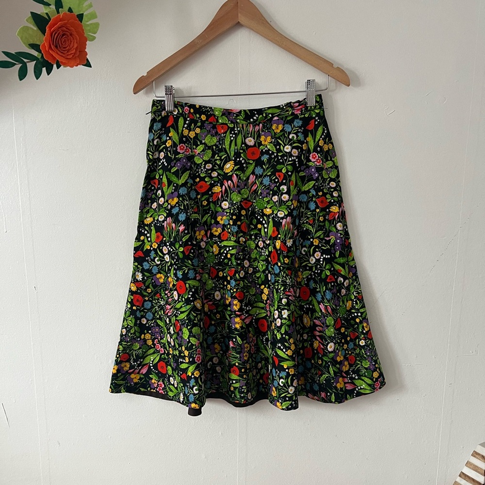EUC VTG 90s Sergio Italian made Spring Skirt cotton floral trumpet shape